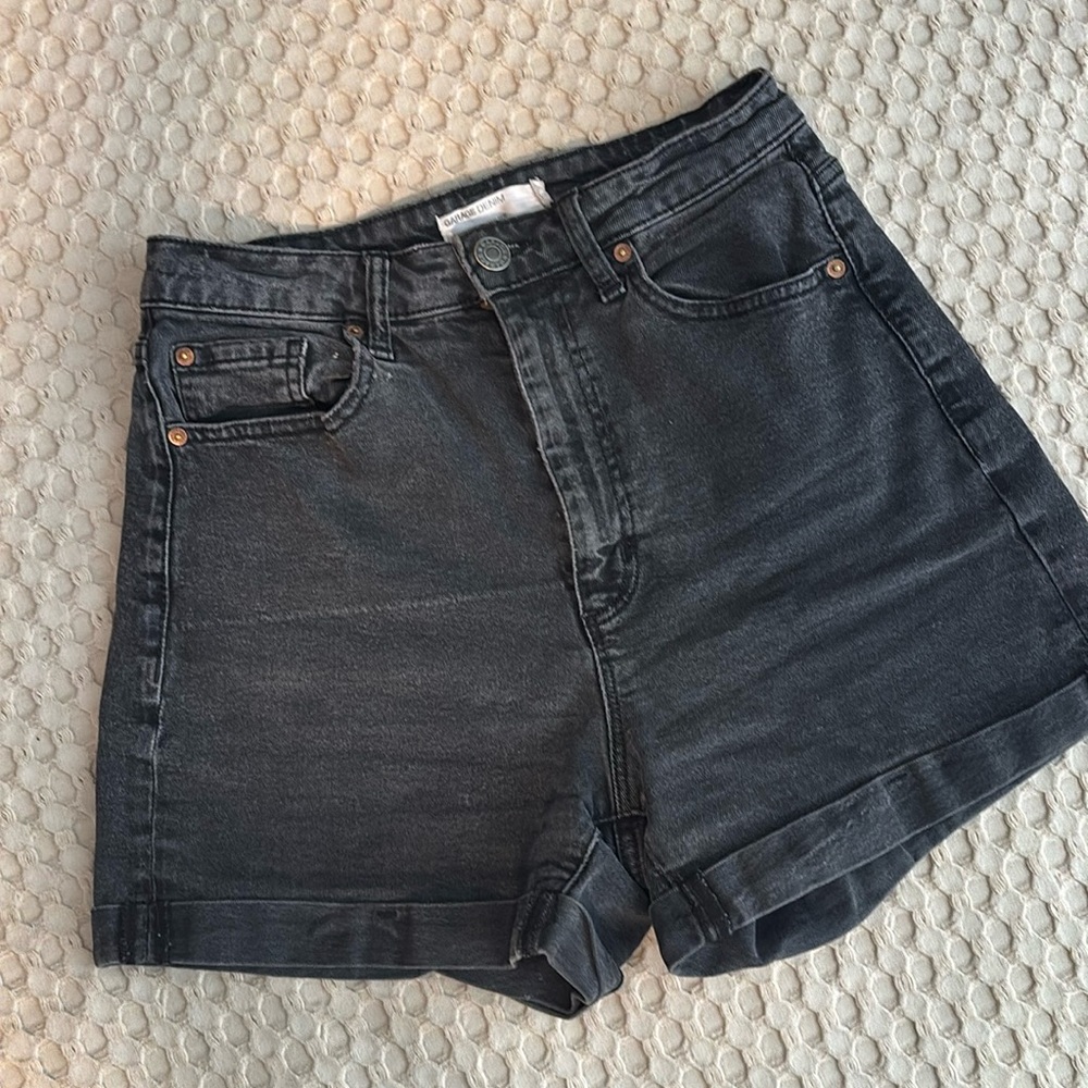 Garage High Waisted Mom Shorts • 80s Mom • 05/27